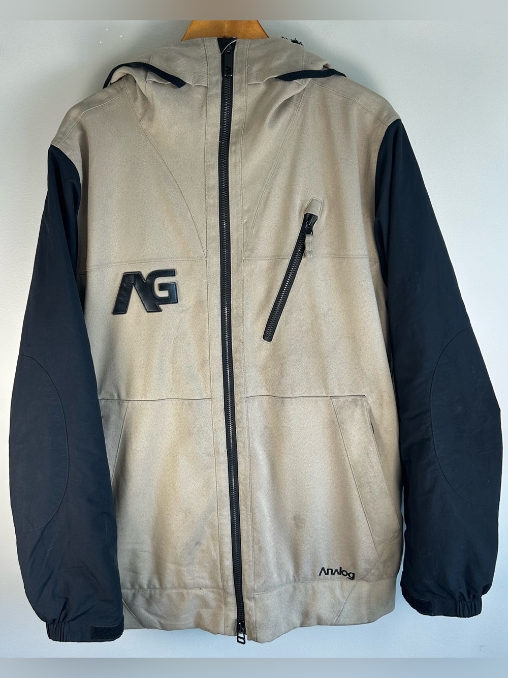 Analog Greed Putty Men’s Insulated Snowboard Jacket Men’s M Tan & Black Hooded